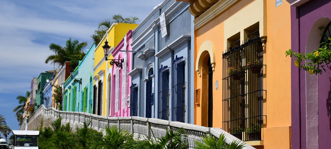 Edificios históricos y calles emblemáticas de Mazatlán - Hoteles Palace